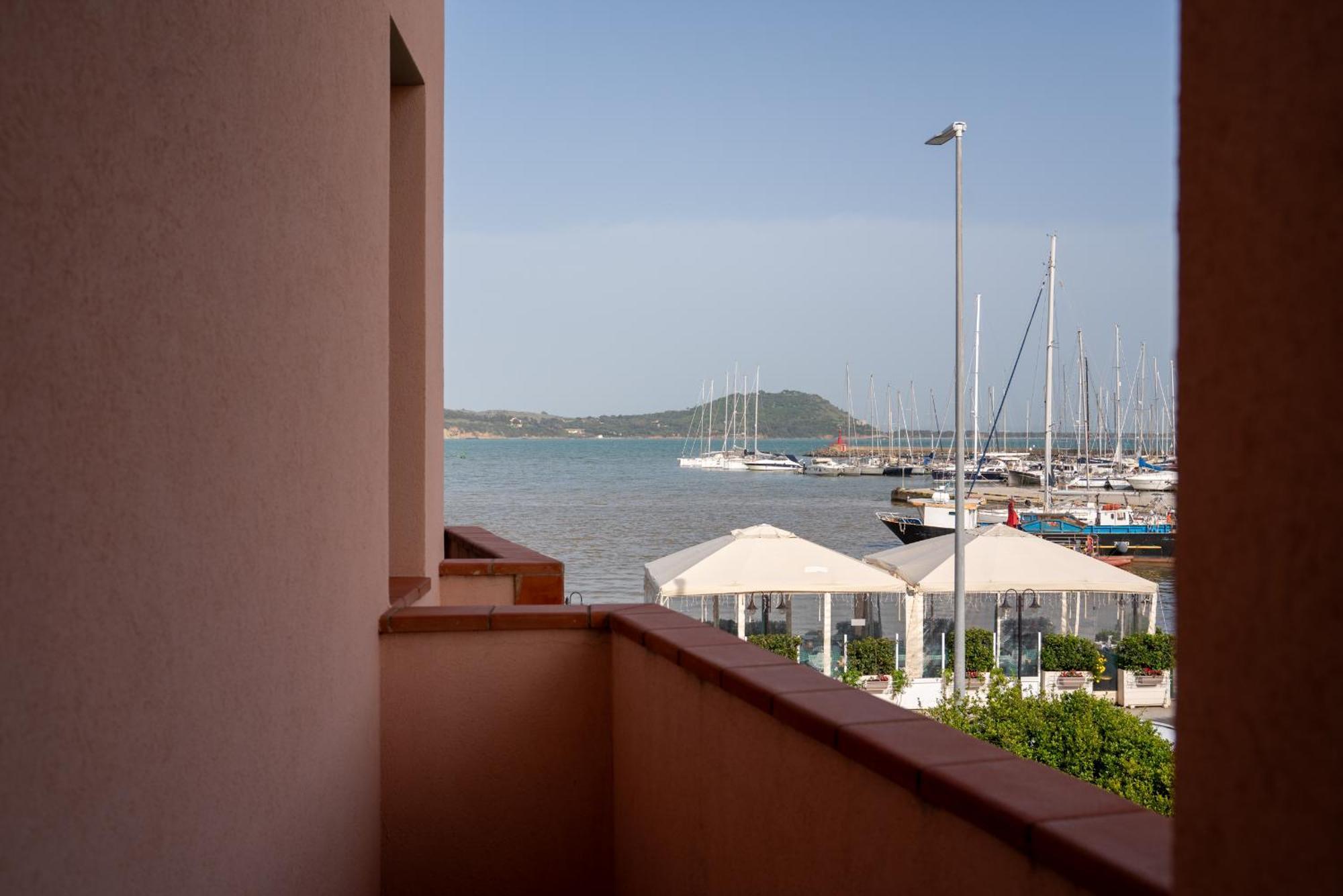 Hotel Baia Di Talamone Extérieur photo